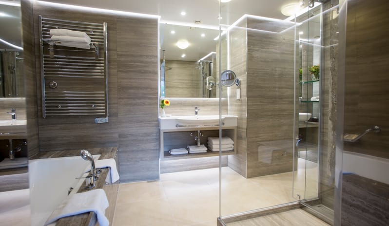 Columbia Beach Resort-Executive Suite Side Sea View 3_13465